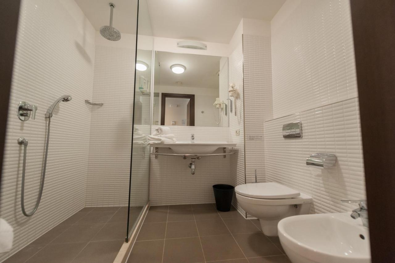 Kona Hotel Verona By Kleos Group Collection Negrar Exterior foto