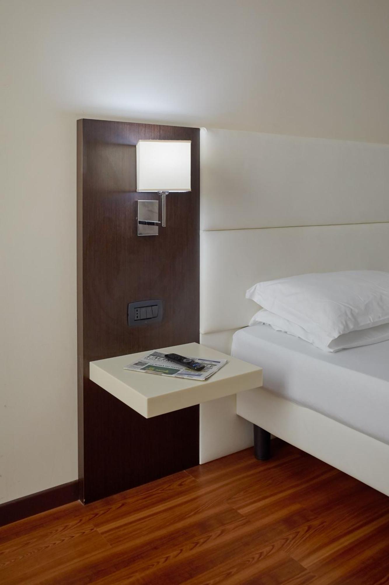 Kona Hotel Verona By Kleos Group Collection Negrar Exterior foto
